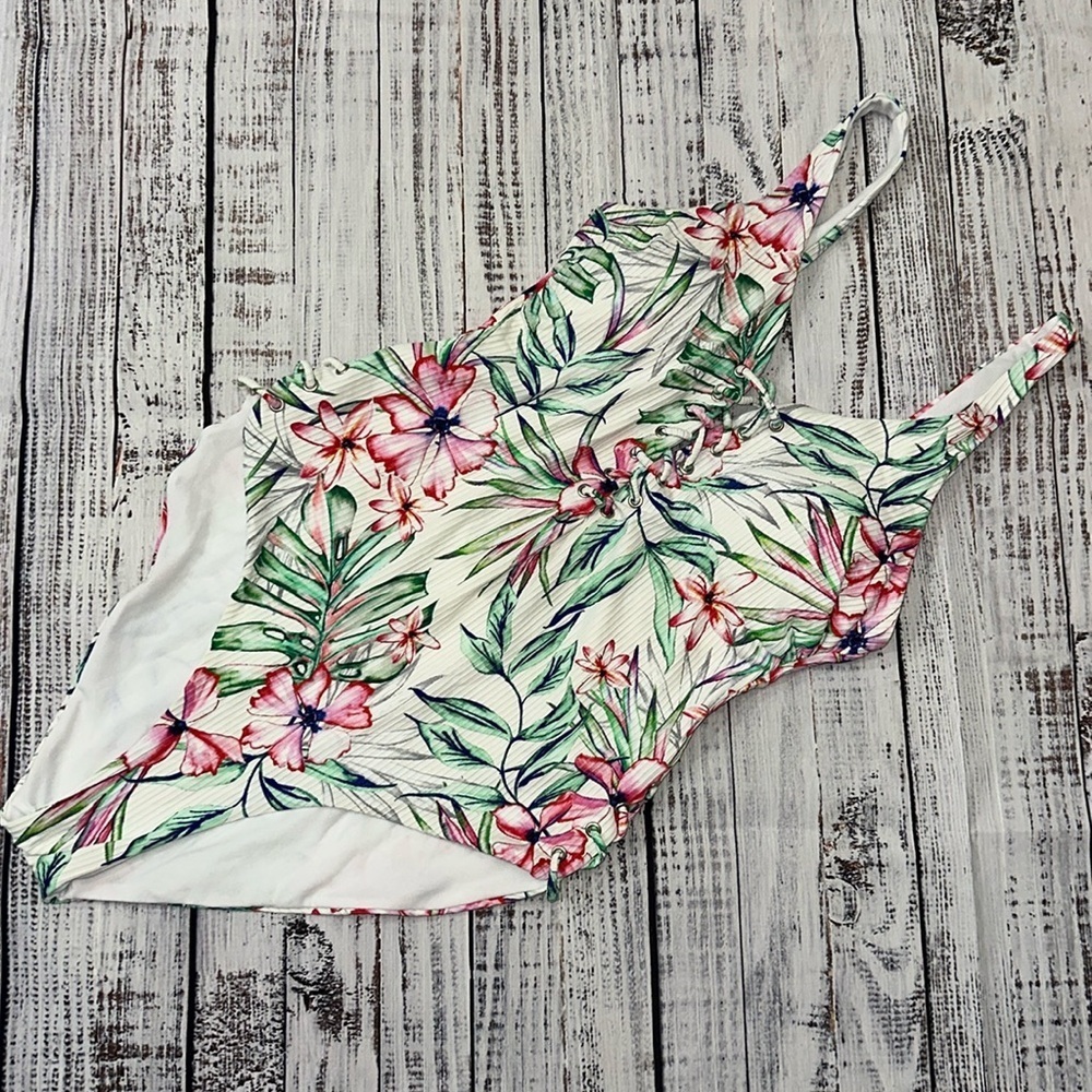 TiNiBiKiNi‎ one piece swimwear Sz. L